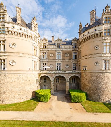 Castles and mansions