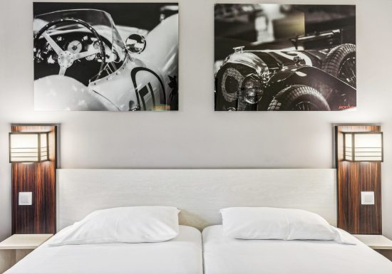 HOTEL BALLADINS