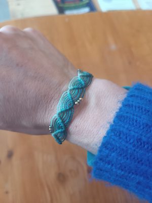Les mardis de l’été : atelier bracelet en macramé