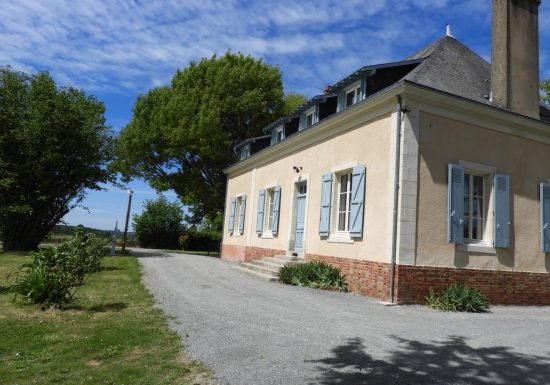 MEUBLE – BELLEVUE