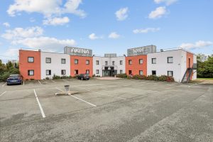 HOTEL BALLADINS
