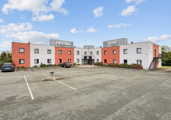 HOTEL BALLADINS