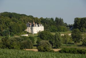 VERNEIL LE CHETIF – ENTRE VALLONS ET FORÊT DE BERCÉ