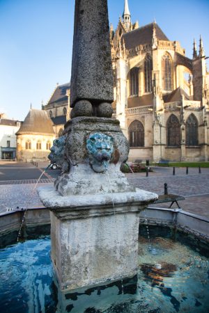 HOYAU’S FOUNTAIN