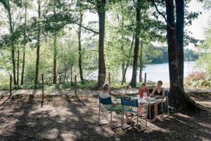 Emplacements pour camping-cars – Camping Huttopia Lac de Sillé