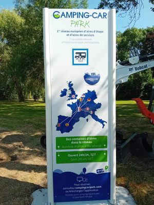 Aire camping-car park de Loir en Vallée