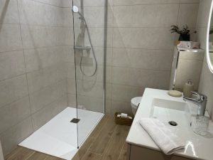 Chambres d’hôtes “La Petite Suzeraine”