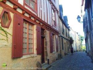 CHAMBRES D’HÔTES – LE LOGIS ST FLACEAU