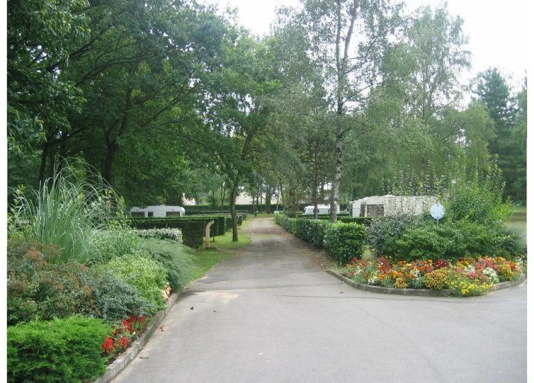 CAMPING LES VAUGEONS **