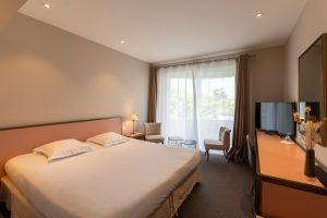 HOTEL/RESTAURANT – GRAND HÔTEL OF SOLESMES