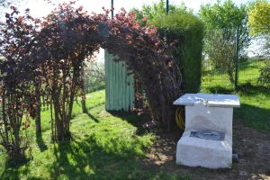 Aire de stationnement et de services camping-cars