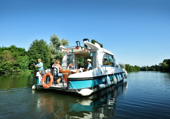 4 JOURS DE NAVIGATION EN SARTHE, ENTRE SABLÉ ET MALICORNE