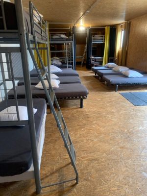 Salle de Réception et hébergement collectif “Aux Instants Partagés”