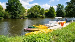 AVENTURE NAUTIQUE AT ROEZE SUR SARTHE WATERSPORTS CENTRE