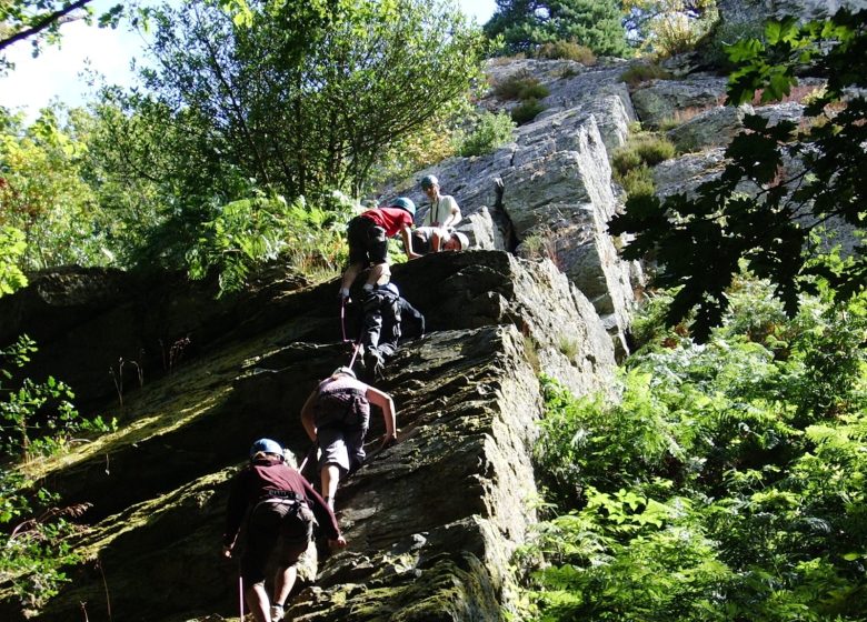 Escalade – Cercle de Voile au Lac de Sillé