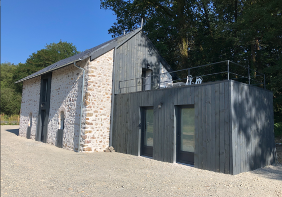 Gîte du Lac : Paddock Chevaux & Étang Coco-Plage