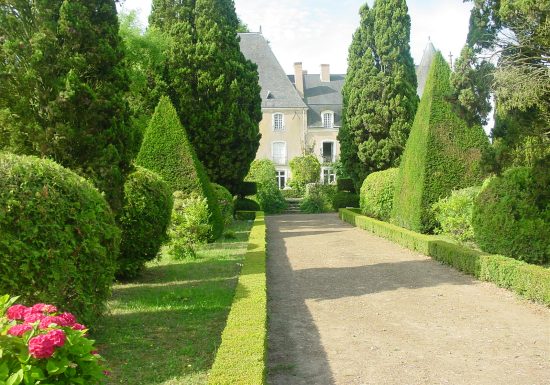 Jardins du château de Bazouges sur le Loir