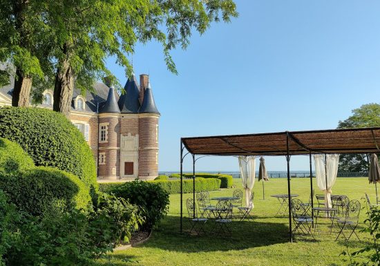 TEAHOUSE – MONTMIRAIL CASTLE