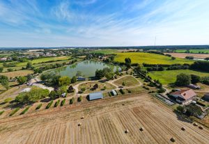 AIRE DE STATIONNEMENT CAMPING-CARS