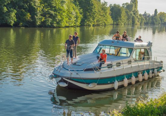 Croisières sur la Sarthe en bateaux habitables