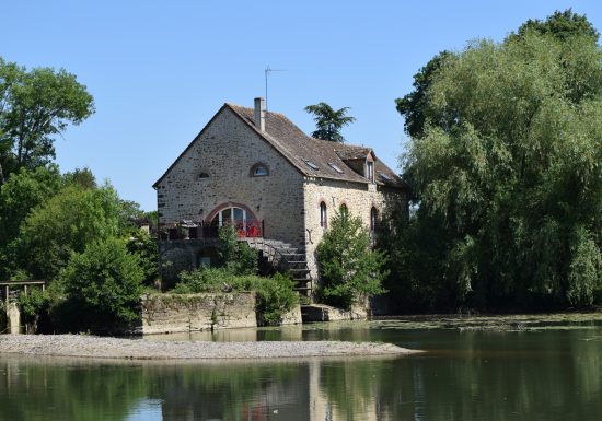 BOUCLE – FICHE N°8 – CIRCUIT NATURE ENTRE TERRE ET EAU – LA GUIERCHE/JOUÉ L’ABBÉ