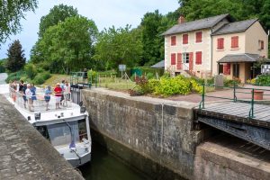 LUNCH CRUISE ABOARD LE SABLESIEN