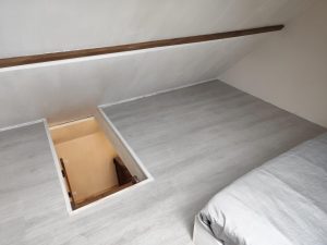 Studio 19