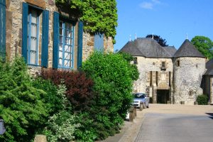 La Vélobuissonnière : Fresnay-sur-Sarthe < > Beaumont-sur-Sarthe