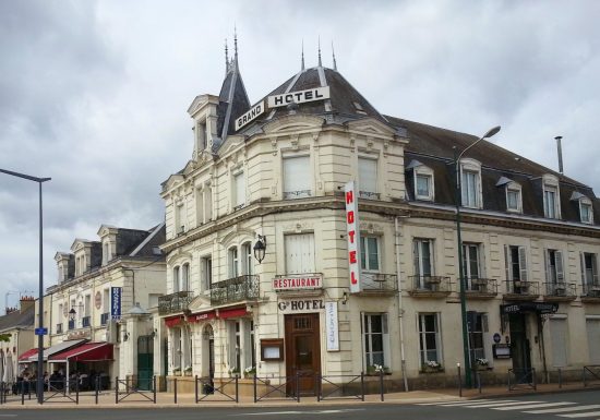 Hôtel-Restaurant Logis Le Grand Hôtel
