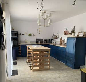 Salle de Réception et hébergement collectif “Aux Instants Partagés”