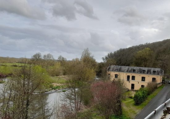 Au barrage de cherré