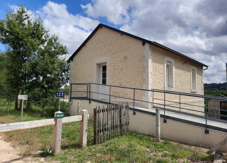 La Petite Maison du Passage à Niveau