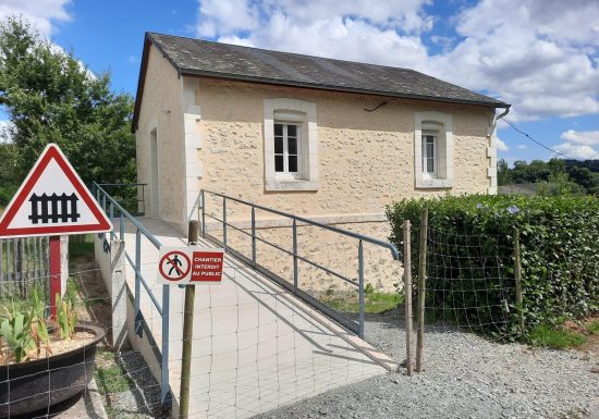 La Petite Maison du Passage à Niveau
