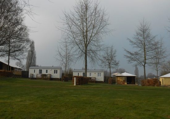 BUNGALOW TOILE CARAÏBES- CAMPING DES PORTES DU PERCHE