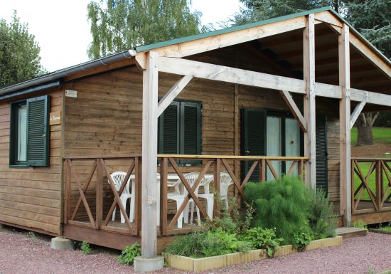 Le Sans Souci campsite – 6 person wooden cottage