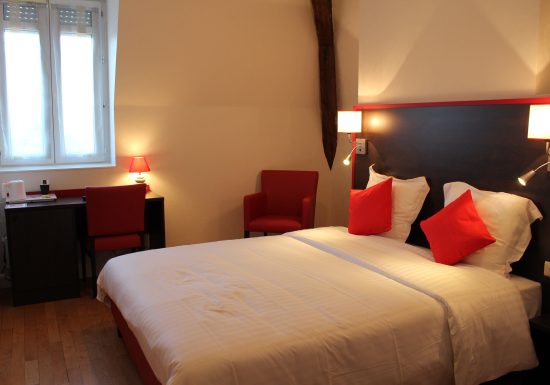 Hôtel-Restaurant Logis Le Grand Hôtel