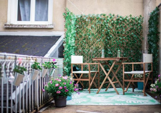 The Vintage Bed and Broc, Love nest