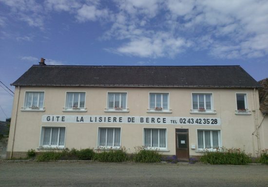 GITE LA LISIÈRE DE BERCÉ