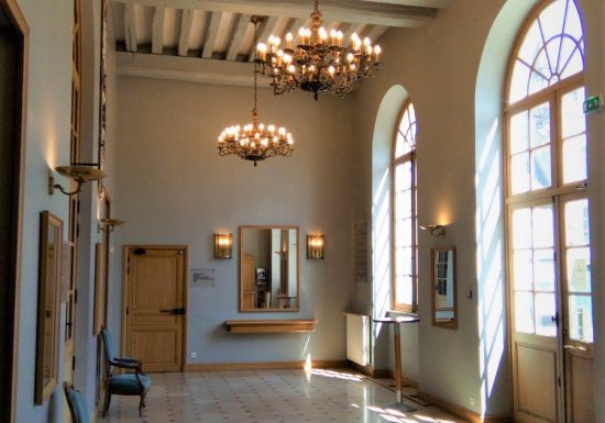 Visite guidée du théâtre de la Halle au Blé – La Flèche