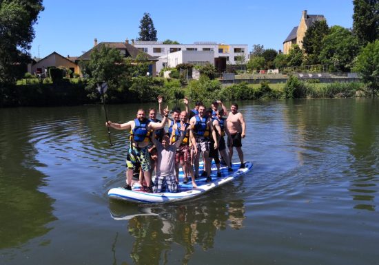 GIANT PADDLEBOARDS FOR THE FAMILY