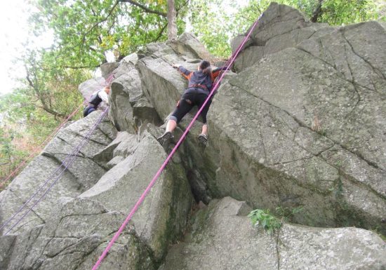 Rock climbing with Préférence Plein Air