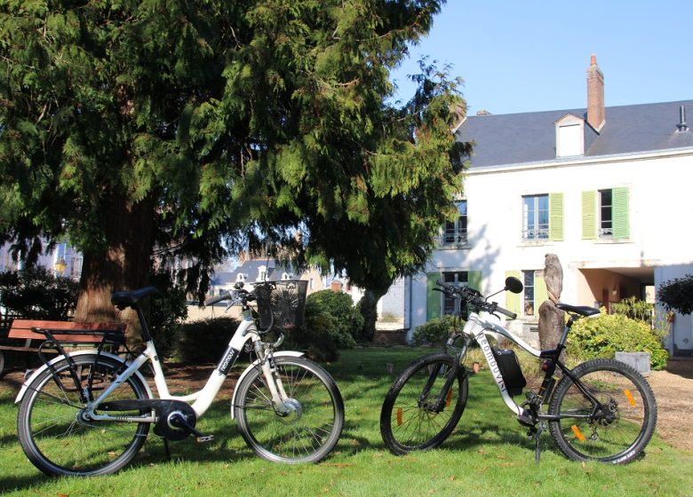 DISCOVERY COURSE ON BIKE