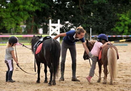 EQUITATION : CENTRE ÉQUESTRE DU CHATEAU