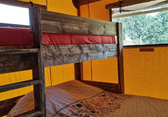 Lodge à la ferme équestre des Bleuets