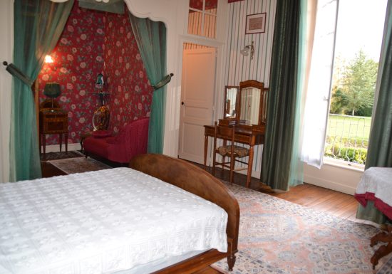 CHAMBRES D’HÔTES – LA BEAUSSONNIÈRE