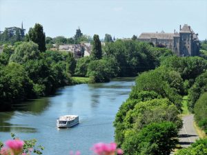 LUNCH CRUISE ABOARD LE SABLESIEN