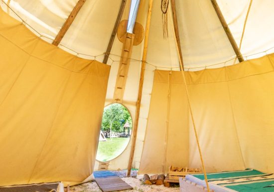 UNUSUAL ACCOMMODATION LES TIPIS DU BONHEUR DE VIVRE