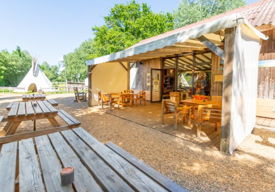 UNUSUAL ACCOMMODATION LES TIPIS DU BONHEUR DE VIVRE