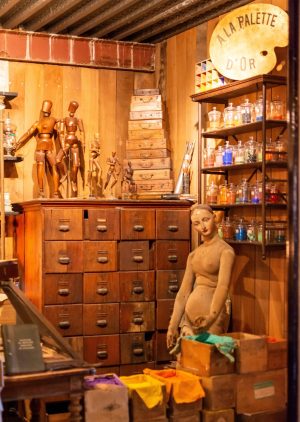 Musée de boutiques anciennes et cabinet de curiosités