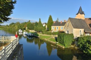 LA VÉLOBUISSONNIÈRE : NOYEN S/SARTHE < > LA FLÈCHE